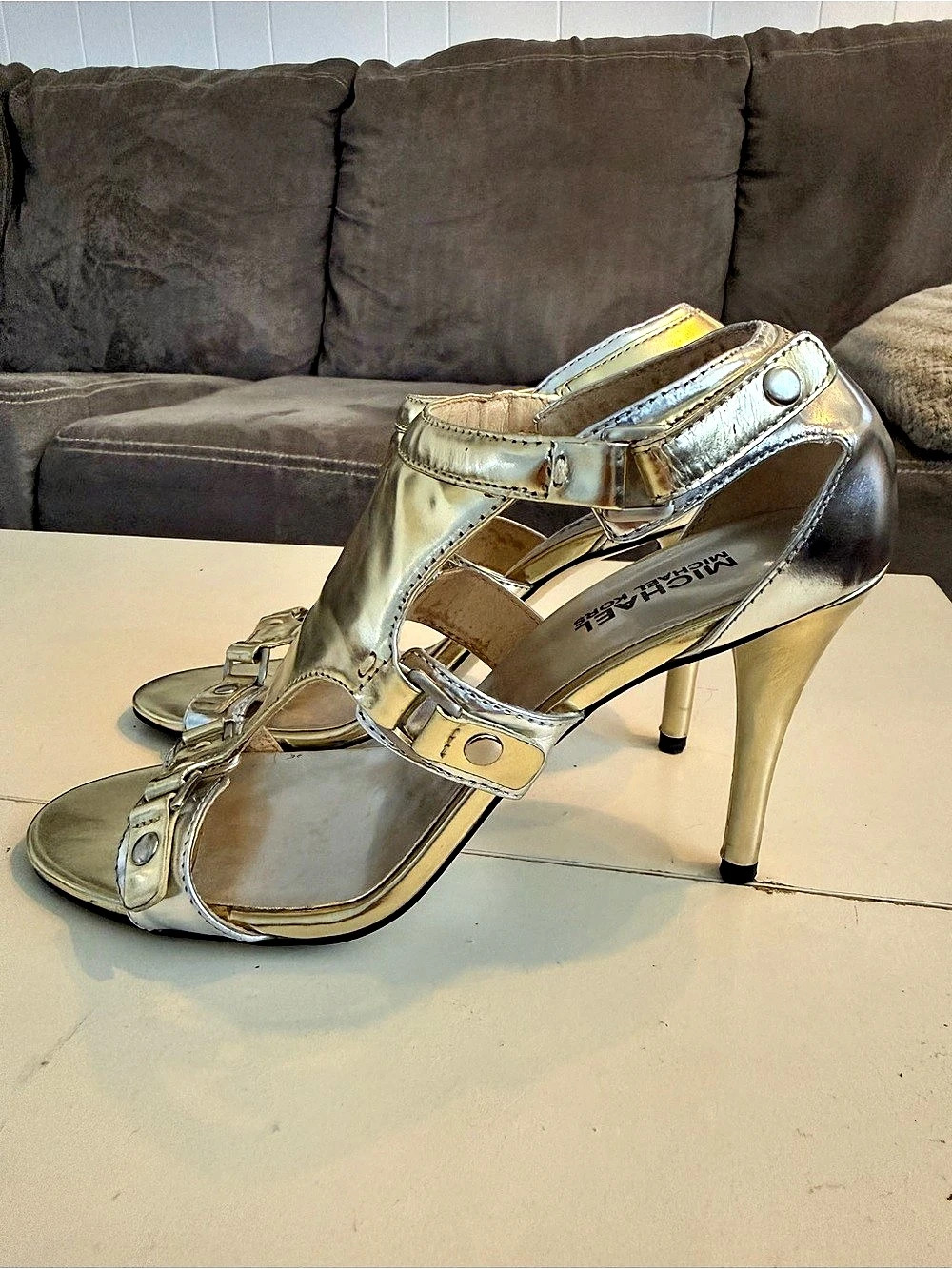 Michael Kors Metallic Gold Silver T-Strap Heeled Sandals Party Cocktail Glam 8